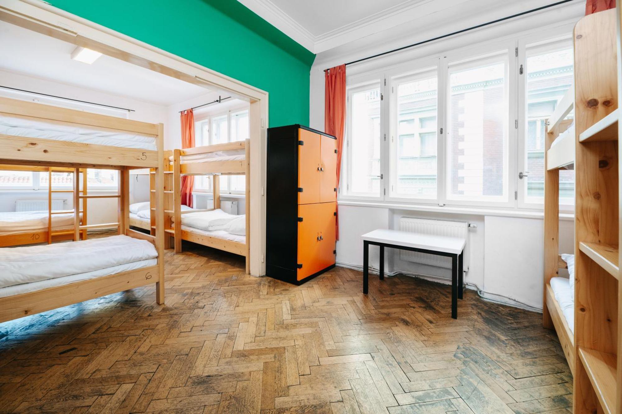 Albergue Benedikt Center