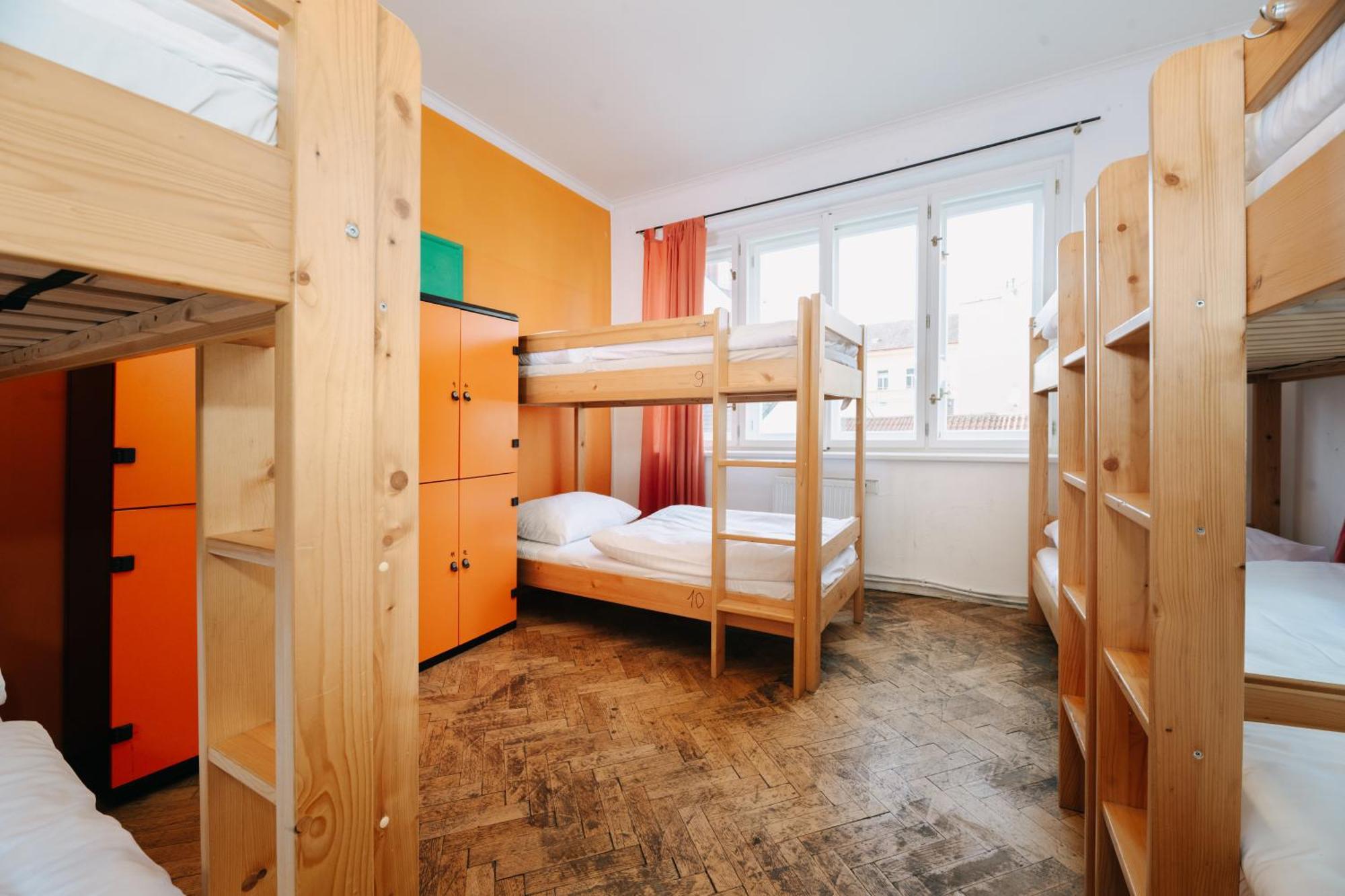 Albergue Benedikt Center *